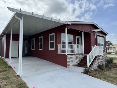 Welcome to The Reserve at Lake Conroe, an active and vibrant - photo 4