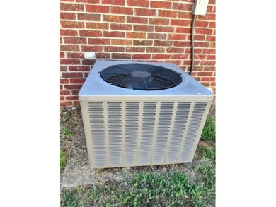 Must see this Custom-built, adorable, move in ready, house in a