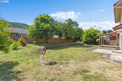 Welcome home to this beautifully maintained 3-bedroom, 2.5-bath - photo 30