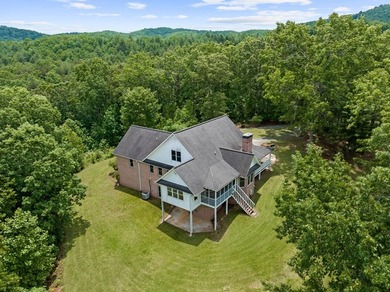 Welcome to 177 Shangri La Drive, a private mountain retreat - photo 2