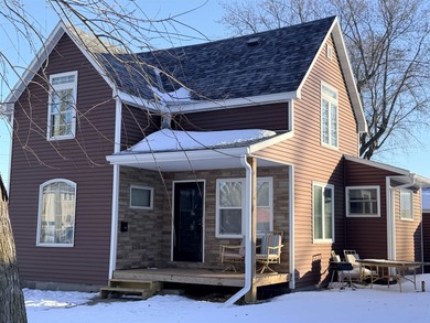 Storm Lake Home For Sale in Storm Lake Iowa