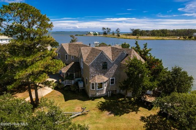 A rare opportunity to own a distinguished waterfront estate on - photo 2