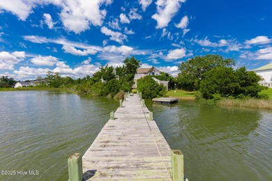 A rare opportunity to own a distinguished waterfront estate on - photo 10