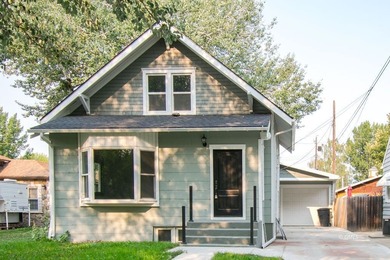 Yellowstone River Home For Sale in Glendive Montana