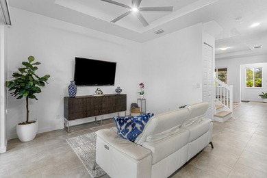 Gorgeous, modern 4 bd/ 3.5 bath end unit townhome in the heart - photo 14
