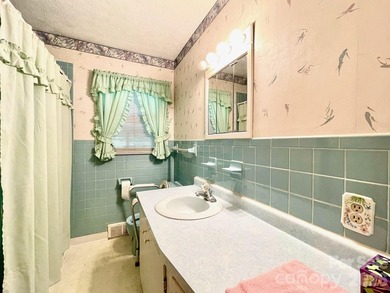 This charming home is in a prime location with no HOA fees and - photo 16