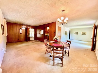 This charming home is in a prime location with no HOA fees and - photo 25