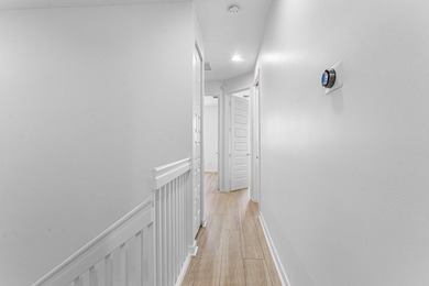 Gorgeous, modern 4 bd/ 3.5 bath end unit townhome in the heart - photo 31