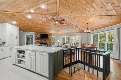 Welcome to your private mountain retreat in the gated community - photo 3