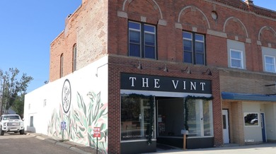 Yellowstone River Home For Sale in Glendive Montana