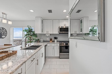 Waking up on the Top Floor Corner Unit to serene waves & amazing - photo 6