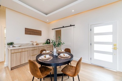 Welcome to Your Dream Home! Experience modern luxury at its - photo 8