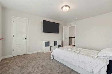 Come see this beautifully maintained home in the highly - photo 24