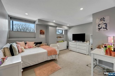 CONTACT DEBRA JACOBS & HALLEY NATKIN COLDWELL BANKER FORT LEE - photo 25