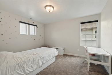 Come see this beautifully maintained home in the highly - photo 27