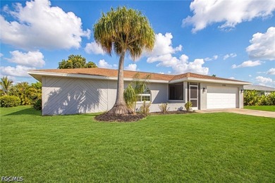 Showings must be scheduled with Showingtime. Exquisite 3-bedroom - photo 4