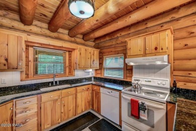 LAKEFRONT LOG HOME with 500+ feet of shoreline on 2.25 acres, NO - photo 12