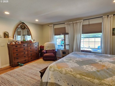 This beautiful 3-bedroom, 2.5-bath Cape Cod style home blends - photo 11