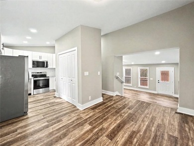 This beautifully updated split-level home offers 3 bedrooms and - photo 13