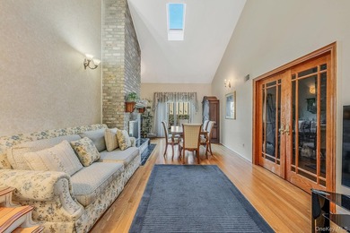 Oceanside - Brower Oakview Condominium - Beautiful 3-bedroom, 2 - photo 17