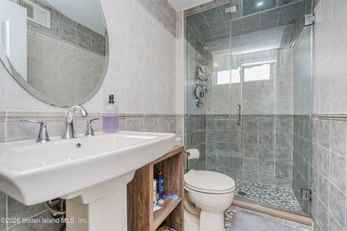 1st time offer! 2-family detached, 4 BR Center Hall Colonial - photo 18