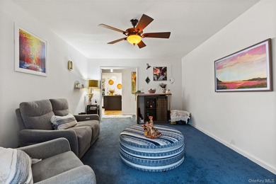 This bright and spacious commuter's dream offers everything you - photo 9