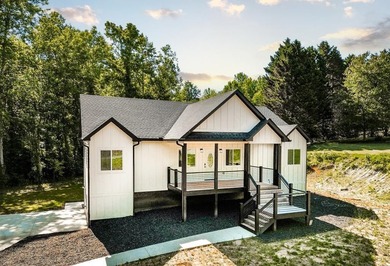 (private lake, pond, coastal) Home For Sale in Jasper Georgia