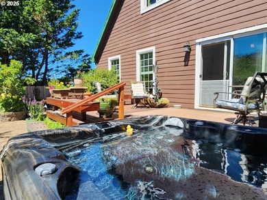 This beautiful 3-bedroom, 2.5-bath Cape Cod style home blends - photo 30