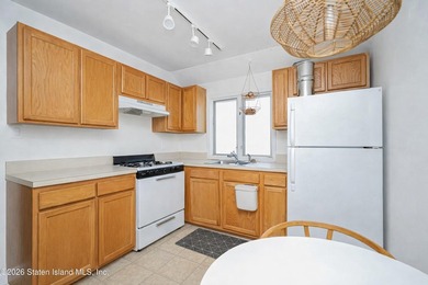 1st time offer! 2-family detached, 4 BR Center Hall Colonial - photo 41