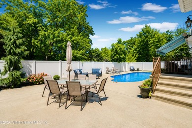 1st time offer! 2-family detached, 4 BR Center Hall Colonial - photo 45