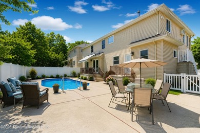 1st time offer! 2-family detached, 4 BR Center Hall Colonial - photo 46