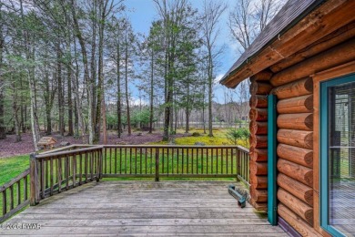LAKEFRONT LOG HOME with 500+ feet of shoreline on 2.25 acres, NO - photo 24