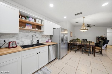 Short Sale. **INCREDIBLE VALUE and an opportunity you don't want - photo 6