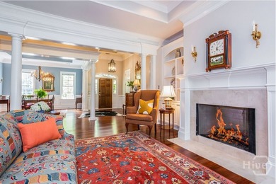 Experience the perfect marriage of traditional elegance and - photo 14