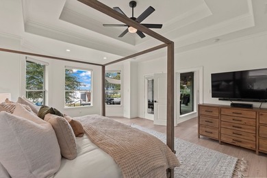 Stunningly renovated waterfront 2,920 sq ft home in Gun Barrel - photo 15