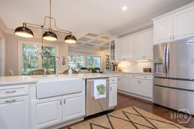 Experience the perfect marriage of traditional elegance and - photo 18