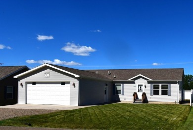 Yellowstone River Home For Sale in Glendive Montana