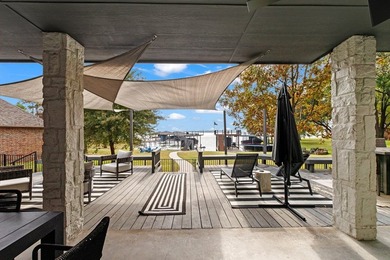 Stunningly renovated waterfront 2,920 sq ft home in Gun Barrel - photo 27