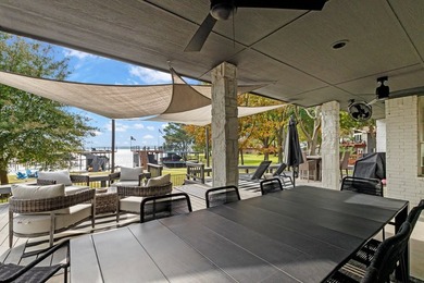 Stunningly renovated waterfront 2,920 sq ft home in Gun Barrel - photo 28