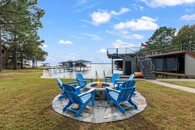 Stunningly renovated waterfront 2,920 sq ft home in Gun Barrel - photo 33
