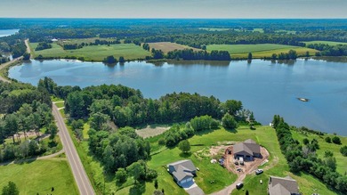 Enjoy lakefront living in this 4-bedroom, 3-bath home on scenic - photo 36