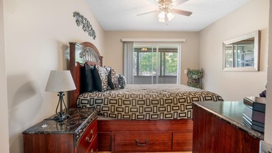 2 Bedroom, 1.5 Bathroom second-floor condo in Century Village, a - photo 7