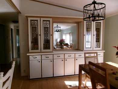 Spacious 1,250 sq ft home featuring an open-concept living and - photo 4