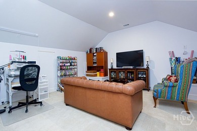 Experience the perfect marriage of traditional elegance and - photo 45
