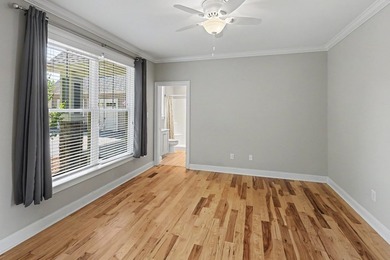 Beautiful custom-built lake retreat situated on a private 1.18 - photo 45