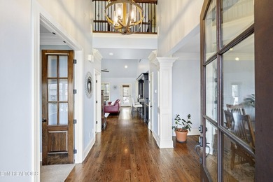 Classic curb appeal, warm interior details, and a standout - photo 3