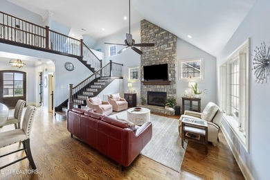 Classic curb appeal, warm interior details, and a standout - photo 8
