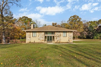 Lake Home For Sale in Knoxville, Tennessee