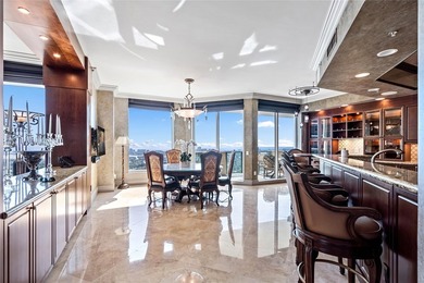 Elegantly Re-Imagined Corner Penthouse, offered fully furnished - photo 12