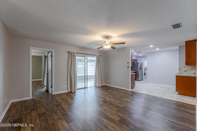 Come explore this well-maintained single-family brick home - photo 14